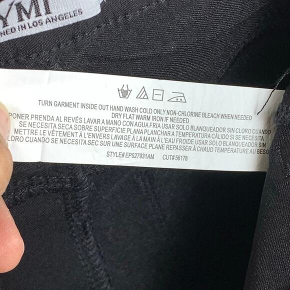 YMI Curvy Black Super Stretch Mid Rise Skinny Pants Size 1X NWT - Picture 8 of 9